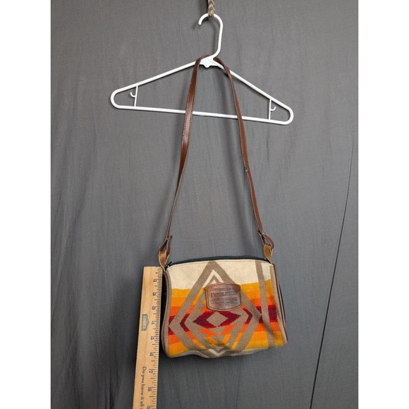 Pendleton Handbags - Pendleton Wool Crossbody Purse Bag Barrel Aztec Southwest leather Strap